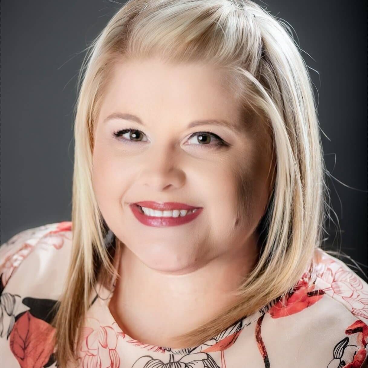 Sarah Gentry Headshot